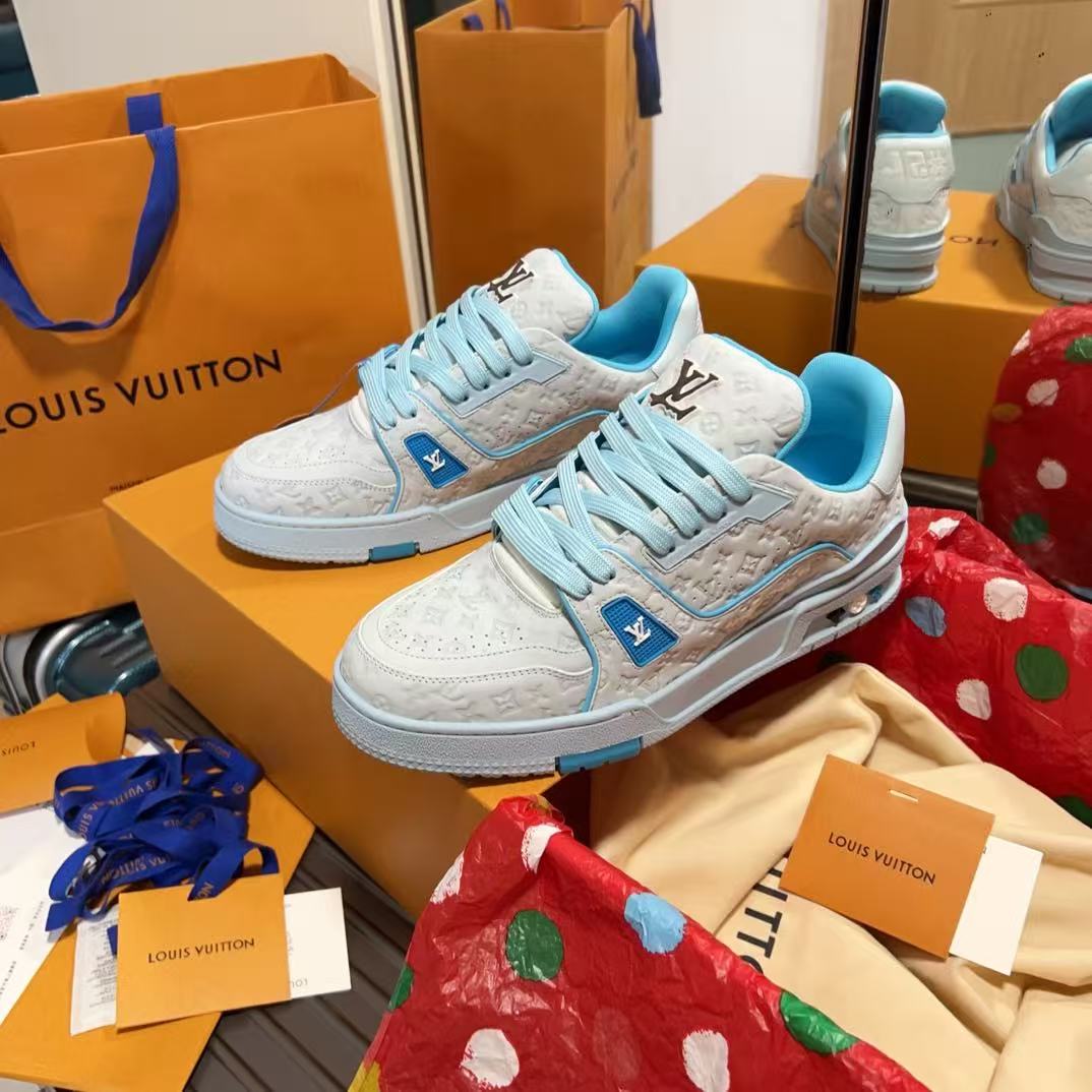 Spring and Autumn casual thick soled popular new shoes Trainer Sneaker 090302