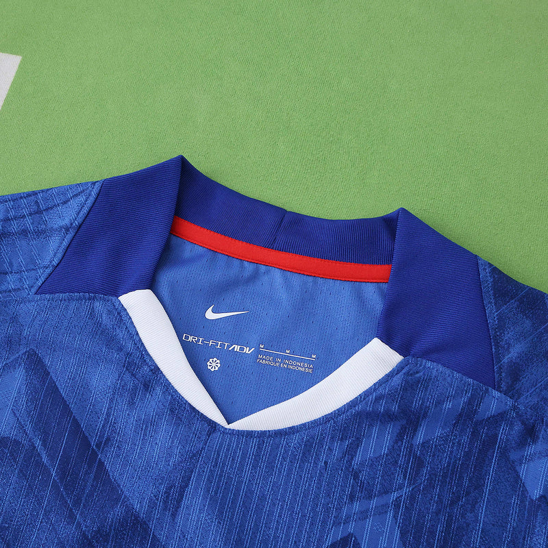 Chelsea Player Jersey Home 25/26 with World Champions 25 printing