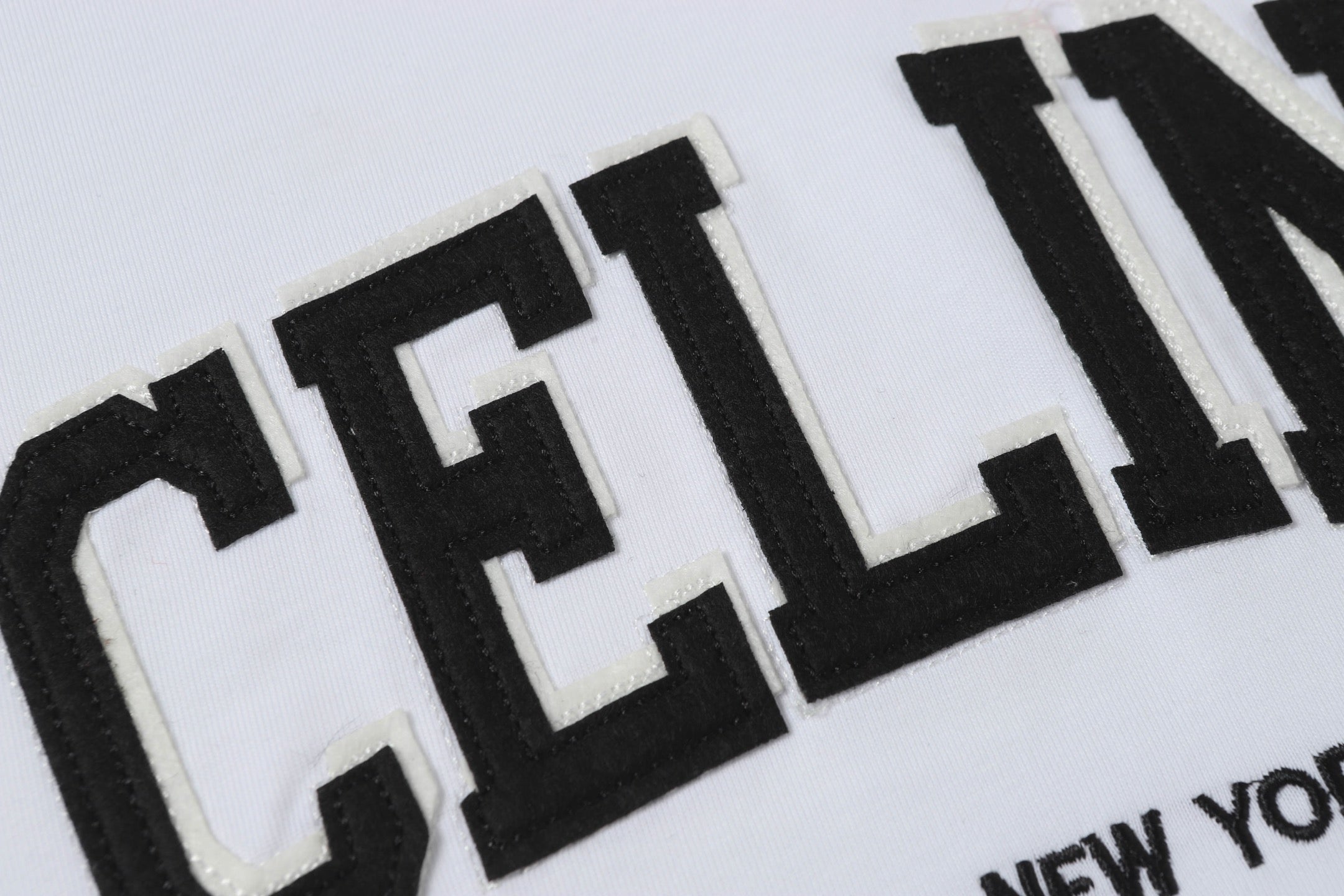 White fashion T-shirt 622