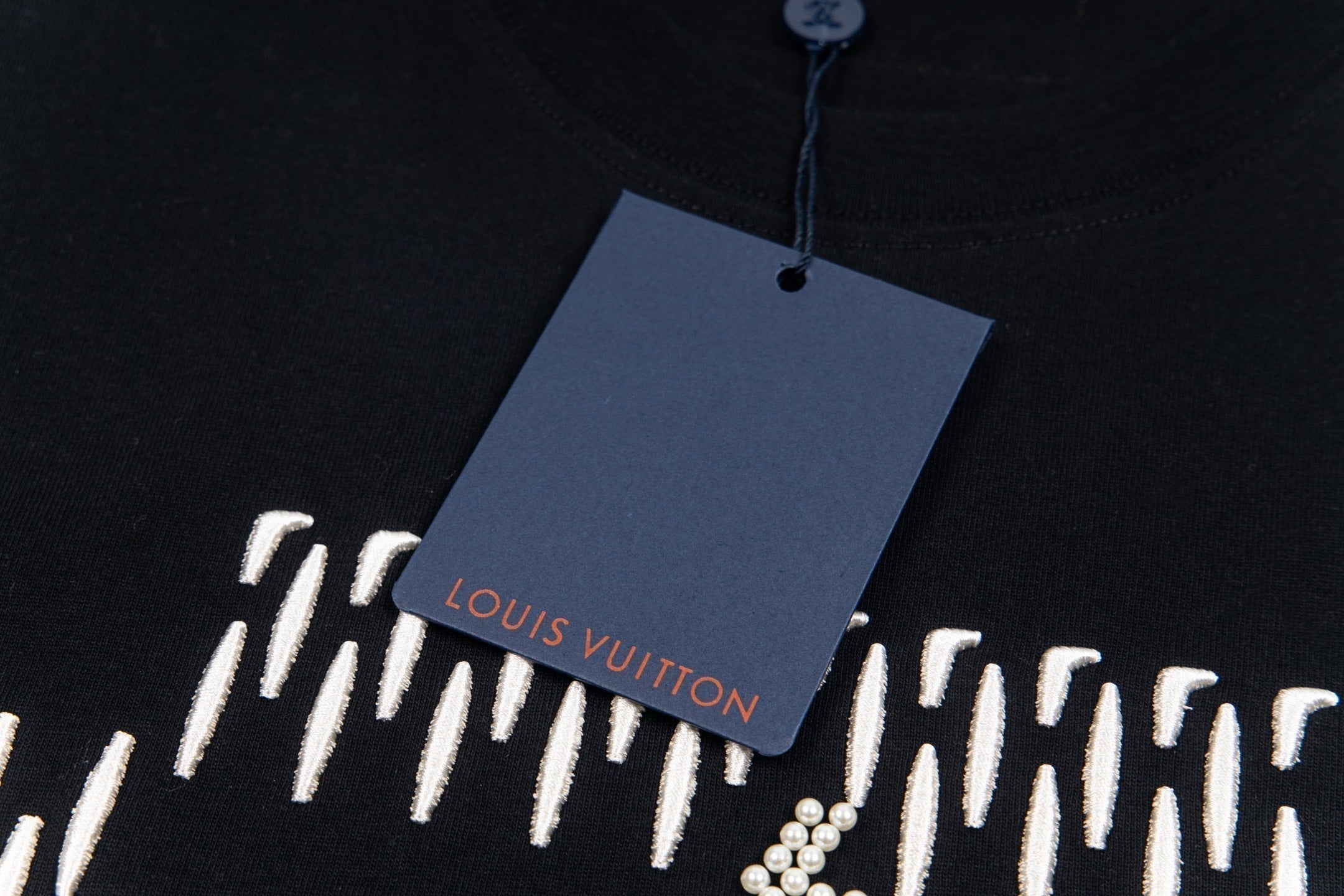 Pearl embroidered T-shirt