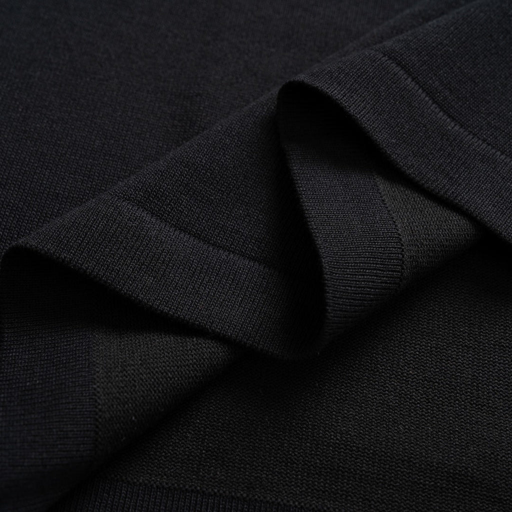 Vintage knitted Black T-shirt
